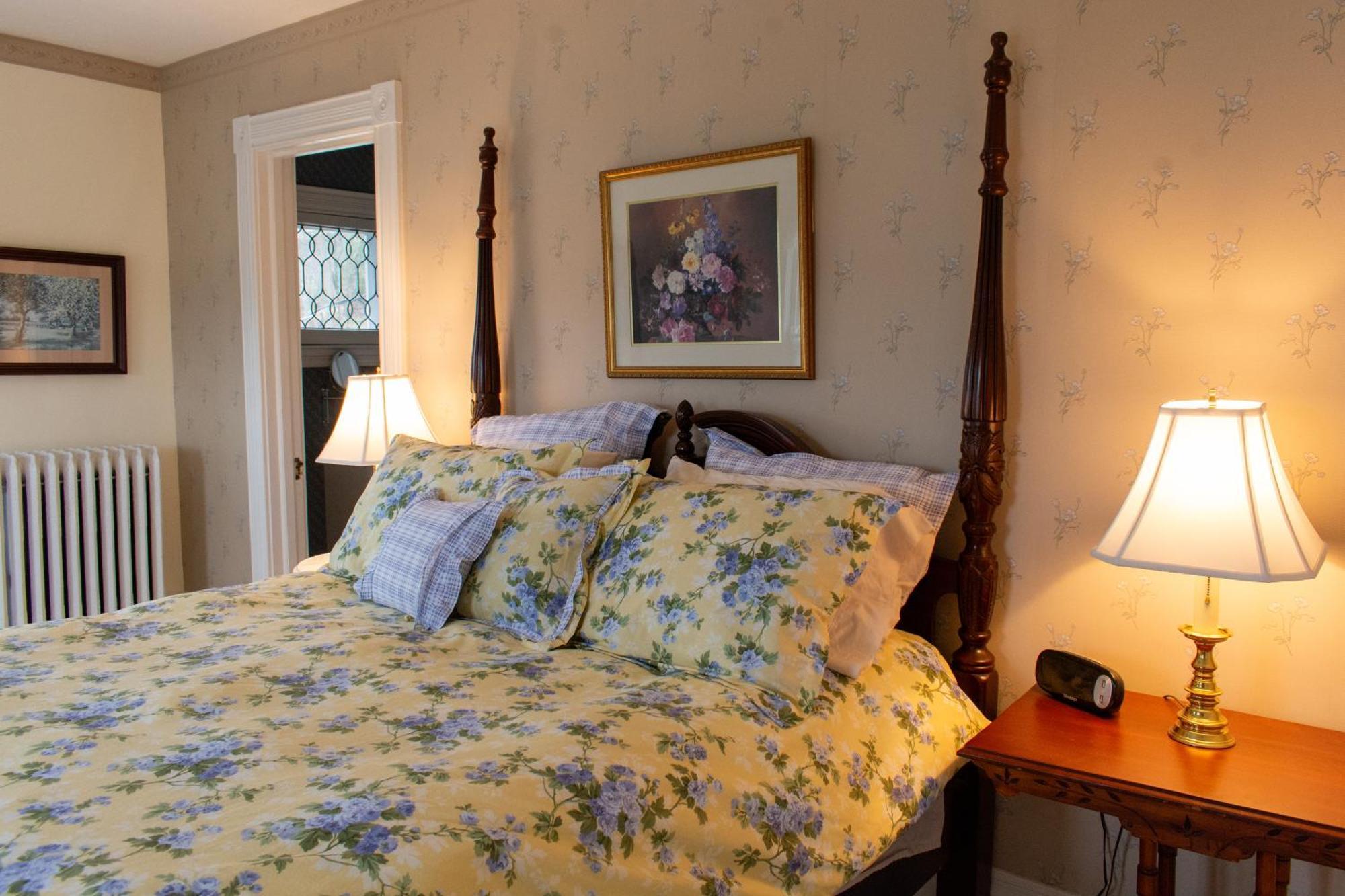 Hudson Manor Bed & Breakfast Watkins Glen Esterno foto