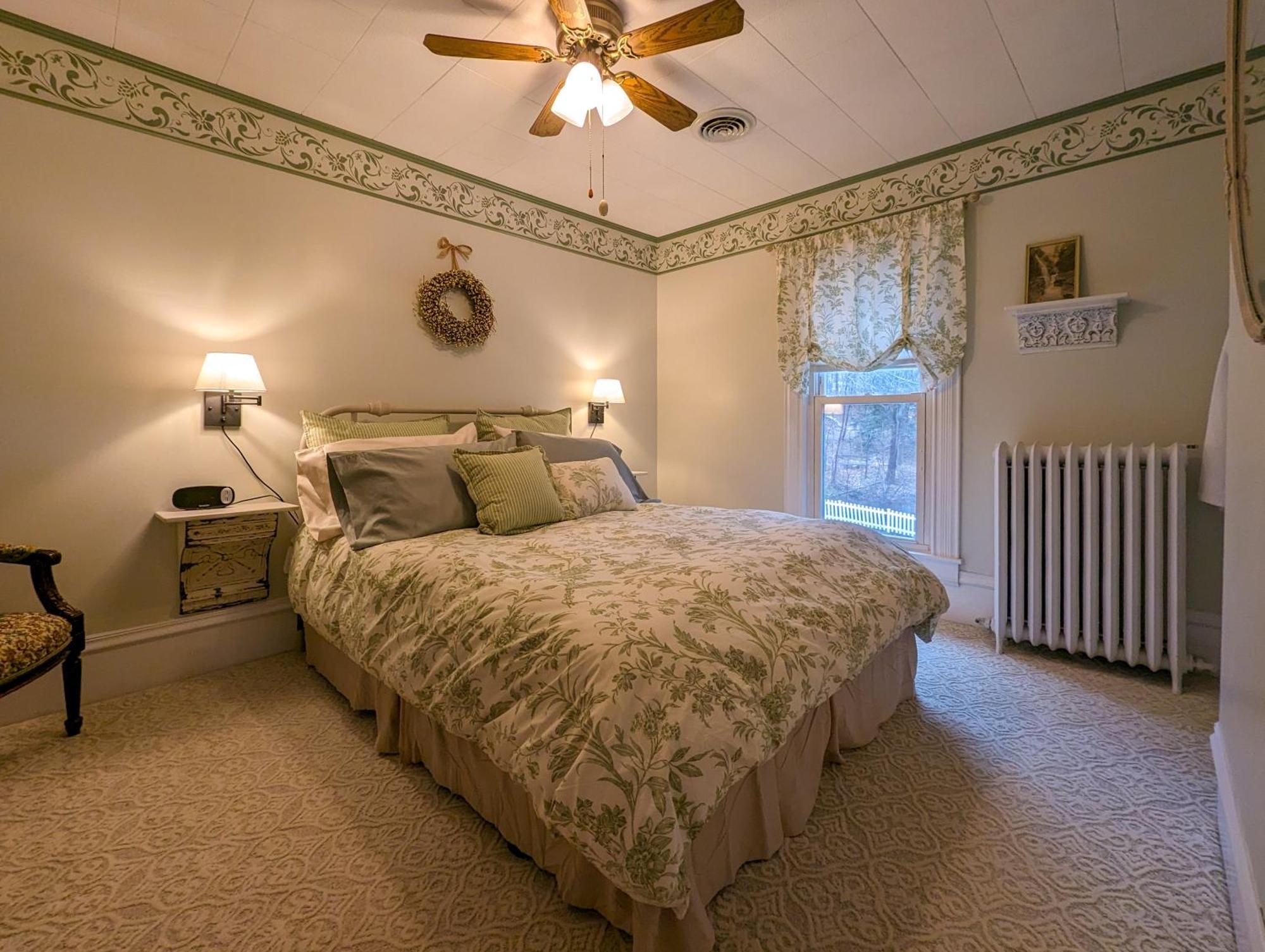 Hudson Manor Bed & Breakfast Watkins Glen Esterno foto
