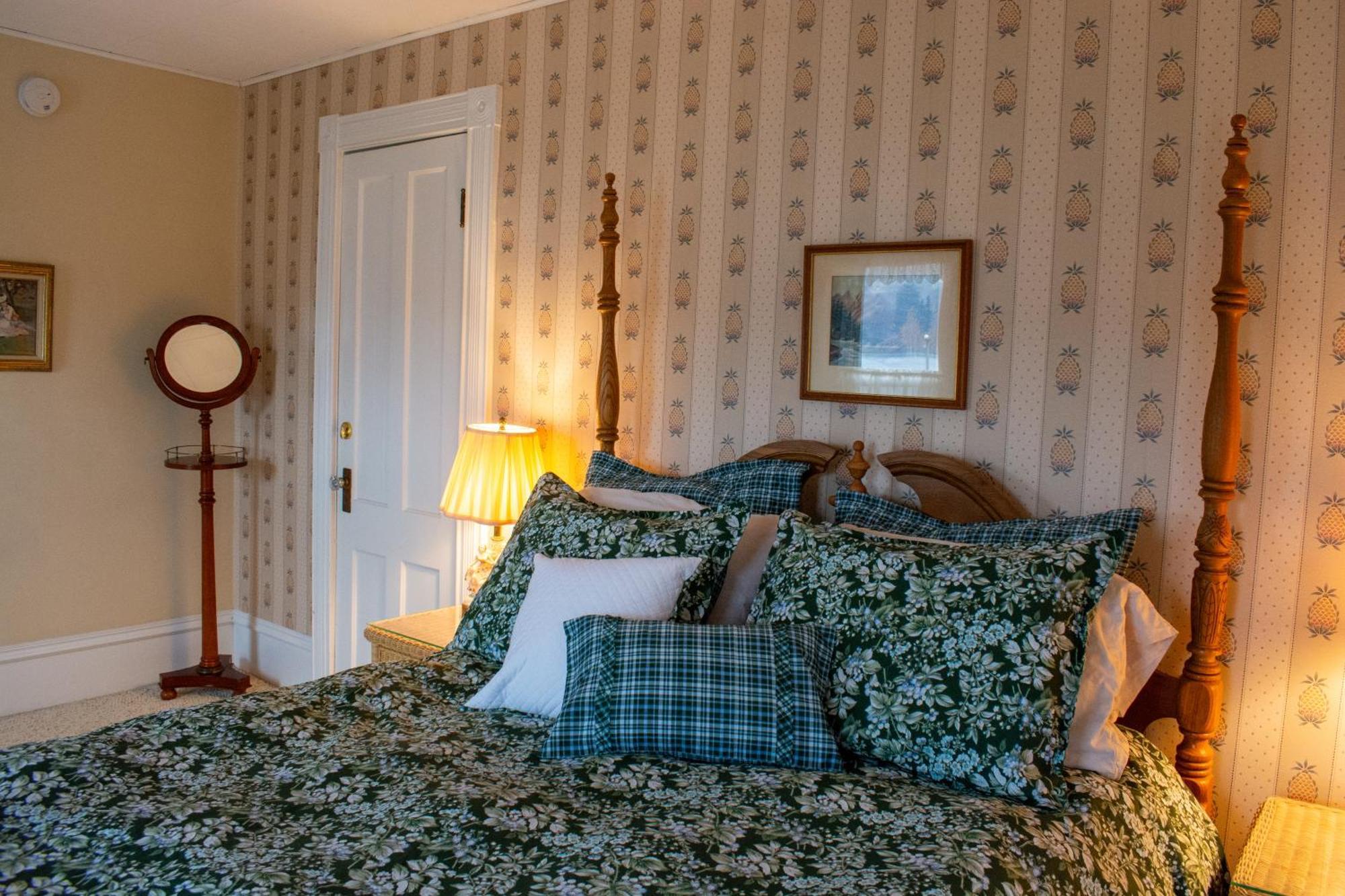 Hudson Manor Bed & Breakfast Watkins Glen Esterno foto