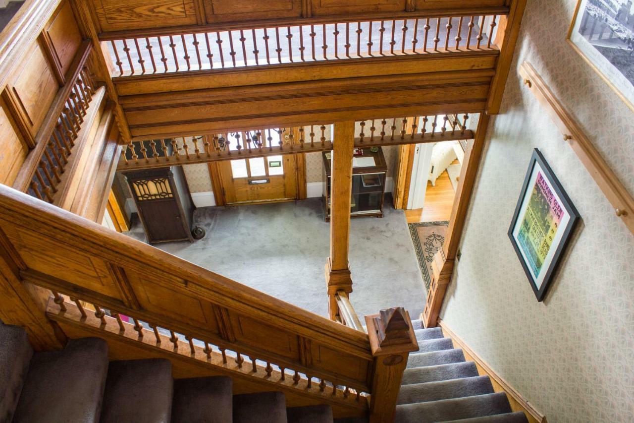 Hudson Manor Bed & Breakfast Watkins Glen Esterno foto