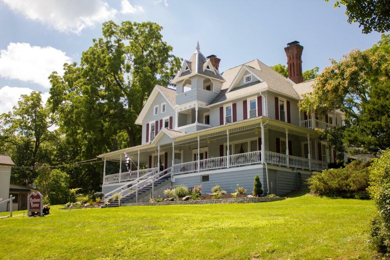 Hudson Manor Bed & Breakfast Watkins Glen Esterno foto